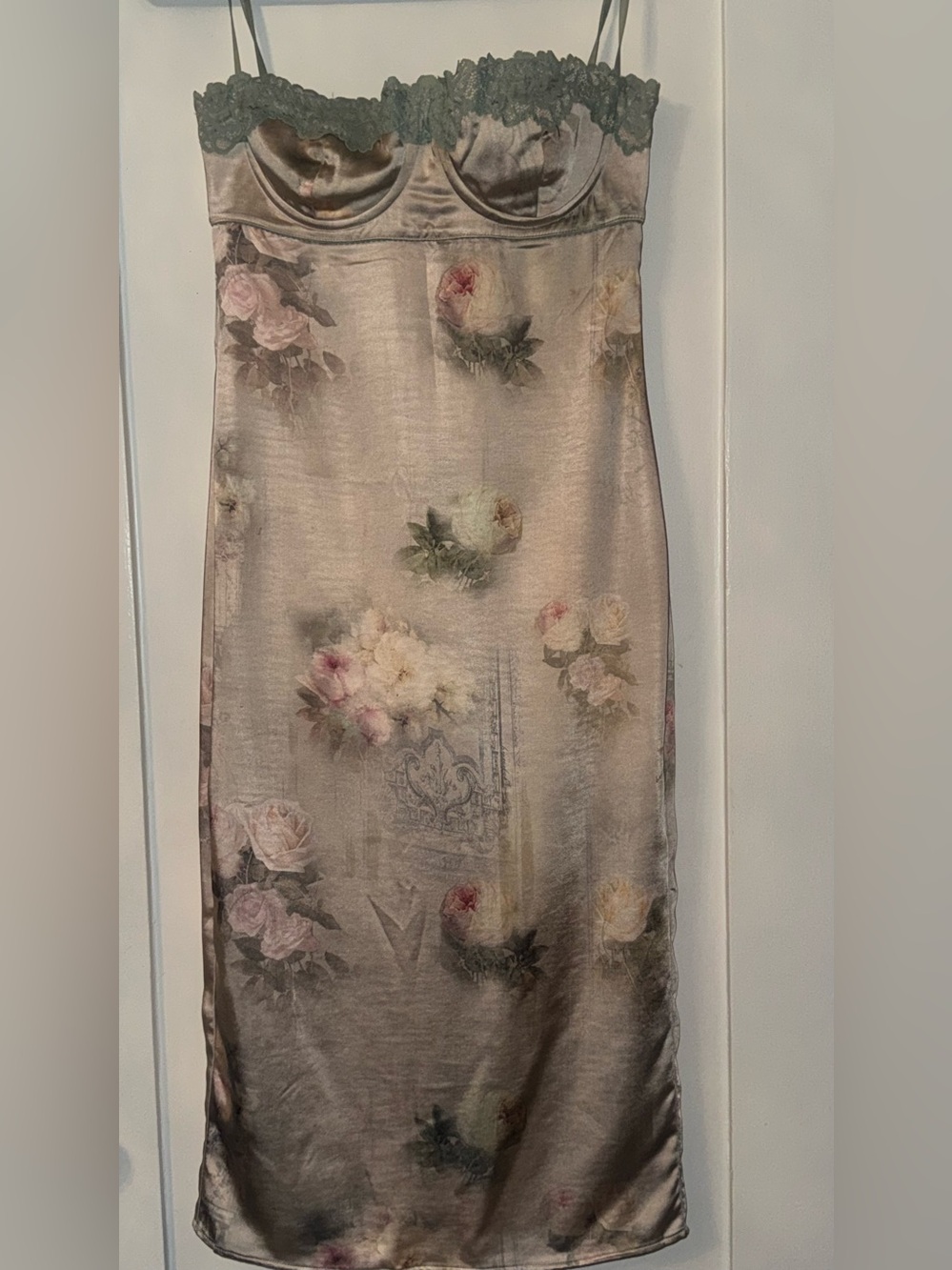 House of CB Sage Green Floral Lace-Trim Midi Dress - Picture 4 of 7